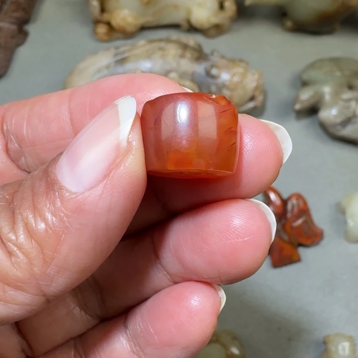 和田玉（糖玉）未镶嵌挂件