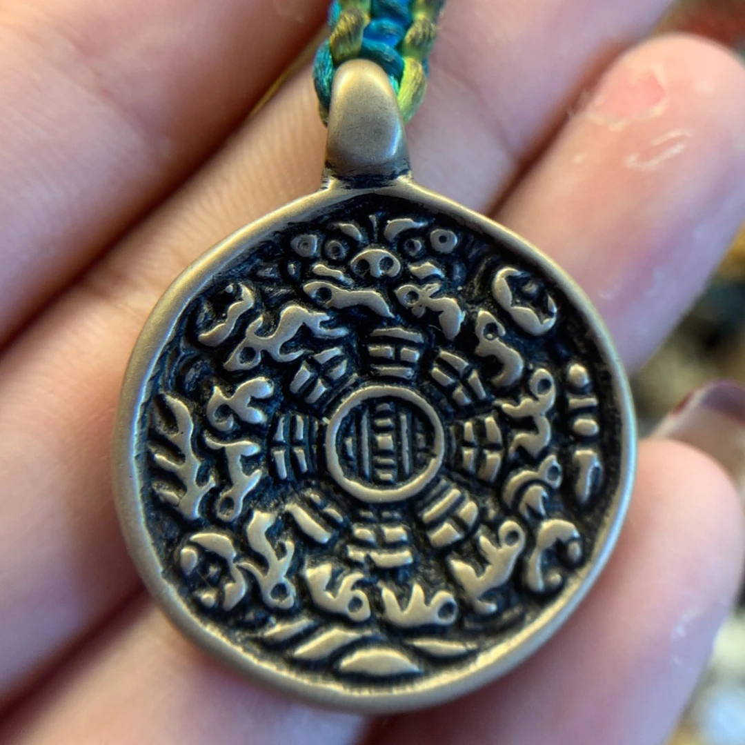 泥塑理****）娘啦擦擦骰子