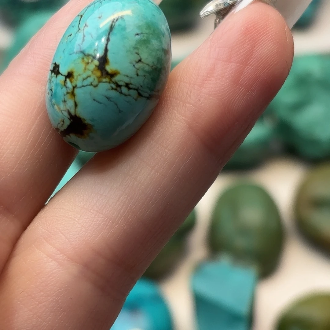 绿松石未镶嵌手串