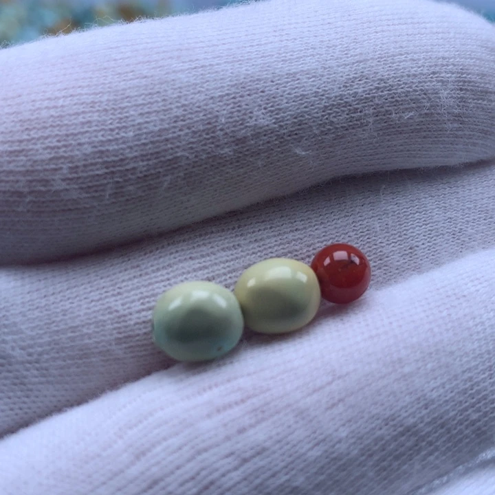 南红玛瑙未镶嵌珠宝奇石