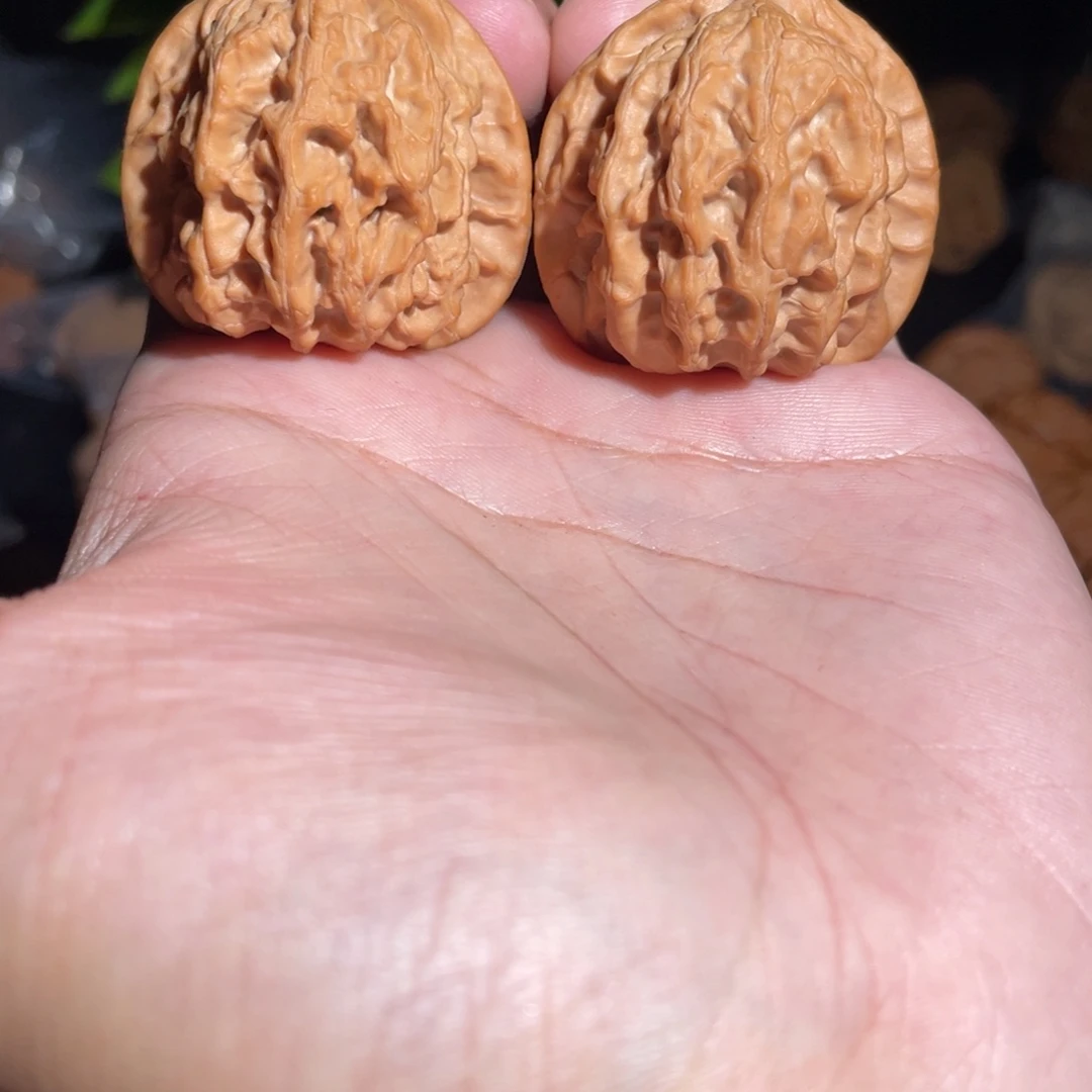 文玩核桃吊坠40➕梨木台