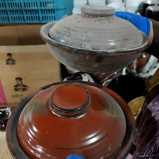 摆件盘子碗茶壶啥都有