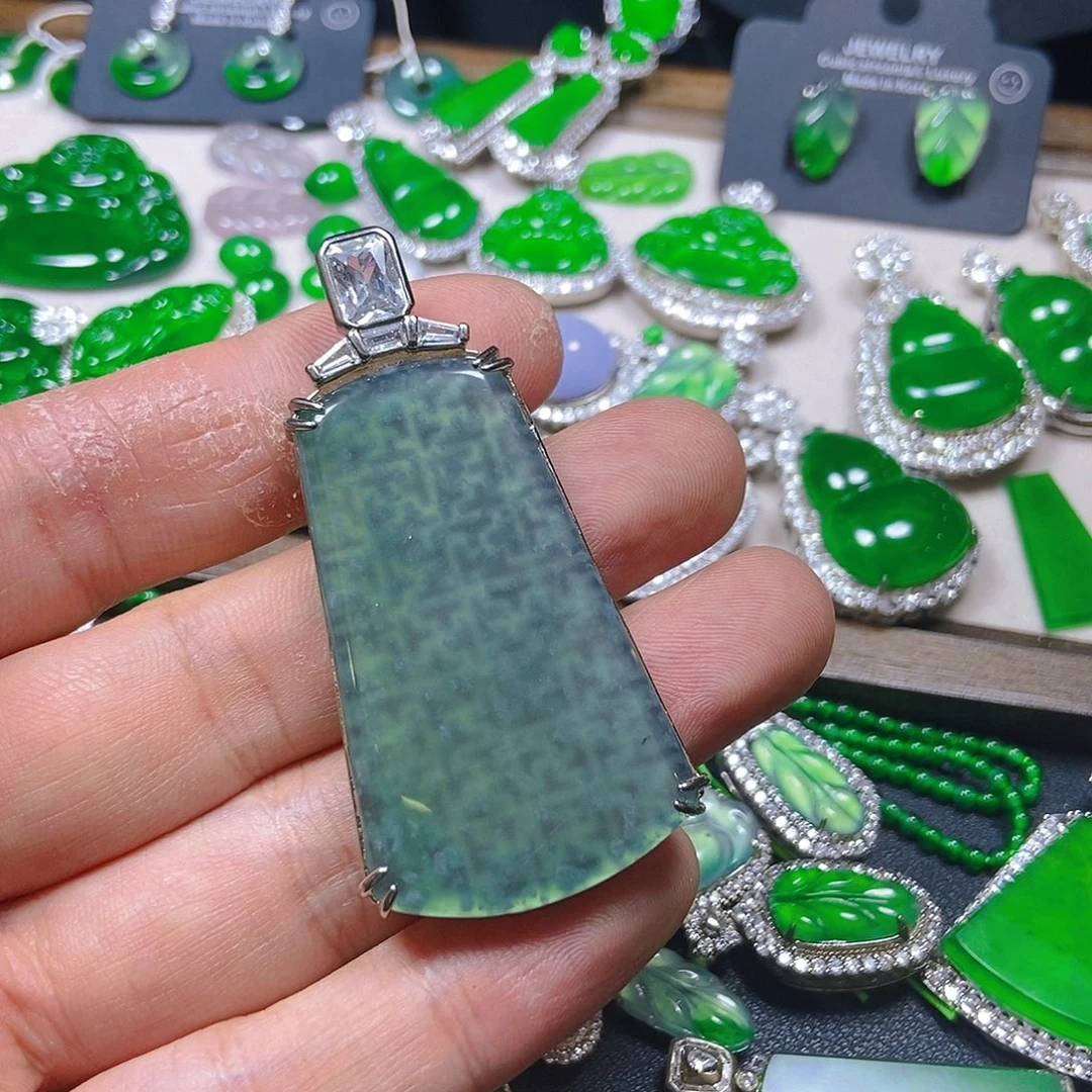 翡翠未镶嵌吊坠(不含链)733吊坠