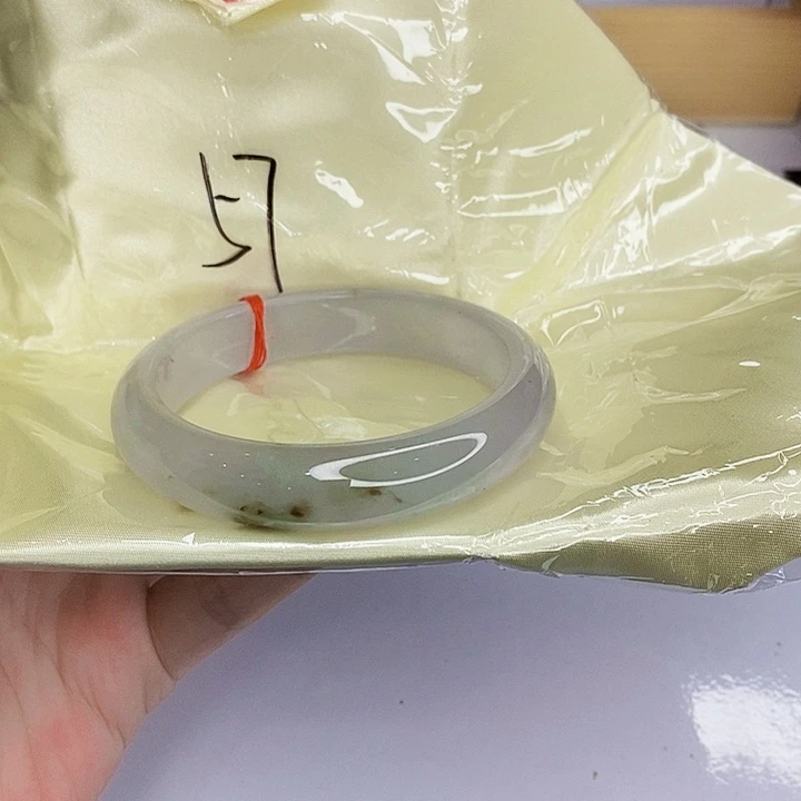 翡翠手镯未镶嵌一图一物实物为准