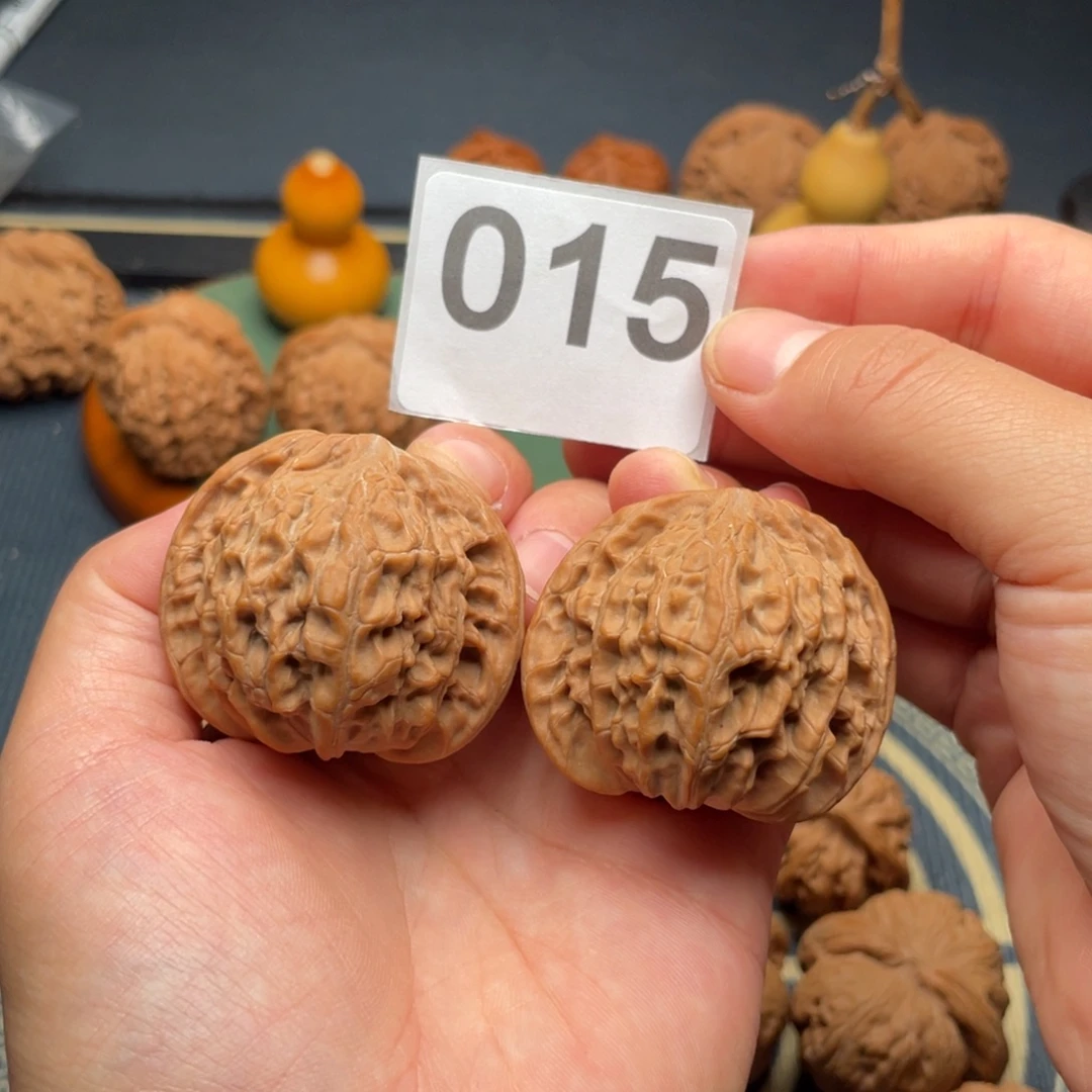 啊***严把件文玩核桃42全品磨盘015号
