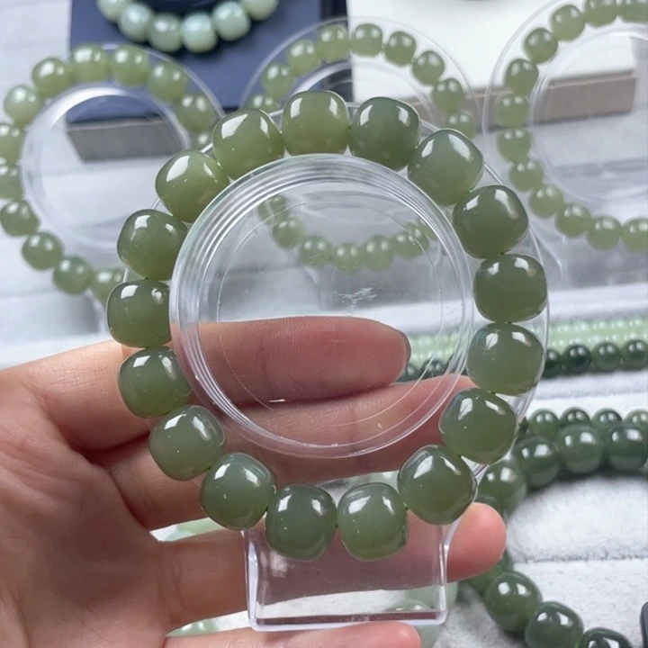 和田玉老型手串12*11mm尺寸未镶嵌单圈天然