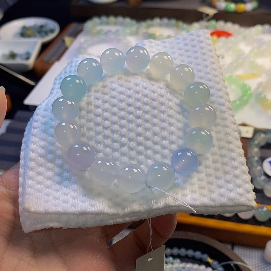 定制翡翠未镶嵌翡翠.