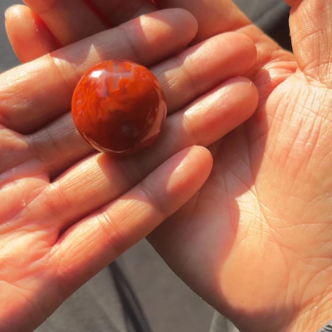 南红玛瑙吊坠未镶嵌多*