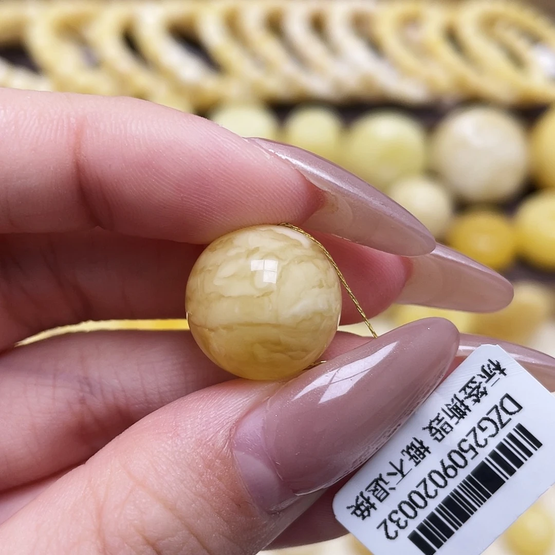 琥珀未镶嵌裸石15.9mm圆珠瑕