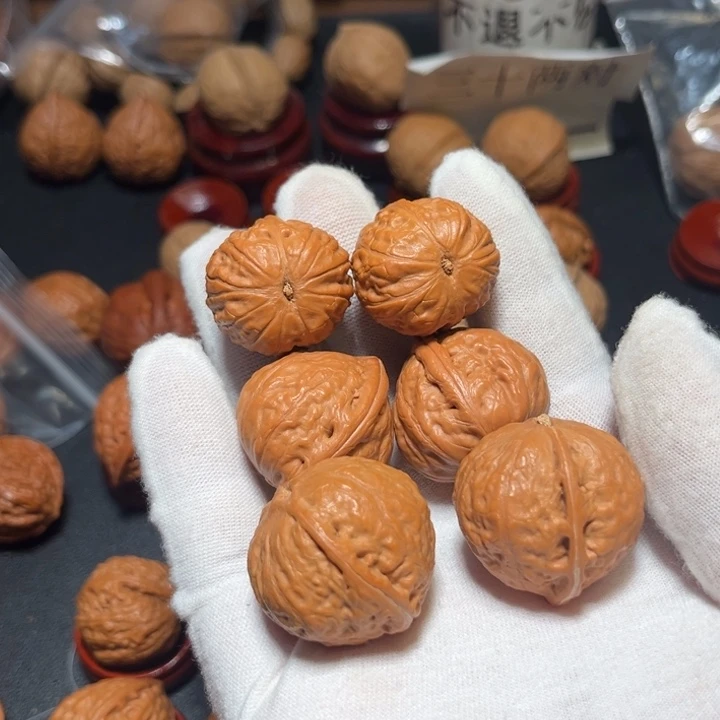 文玩核桃把件赴****E文玩