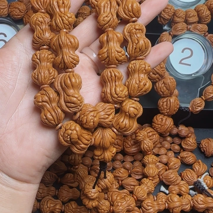 吉***意手串桃核龙纹桃核