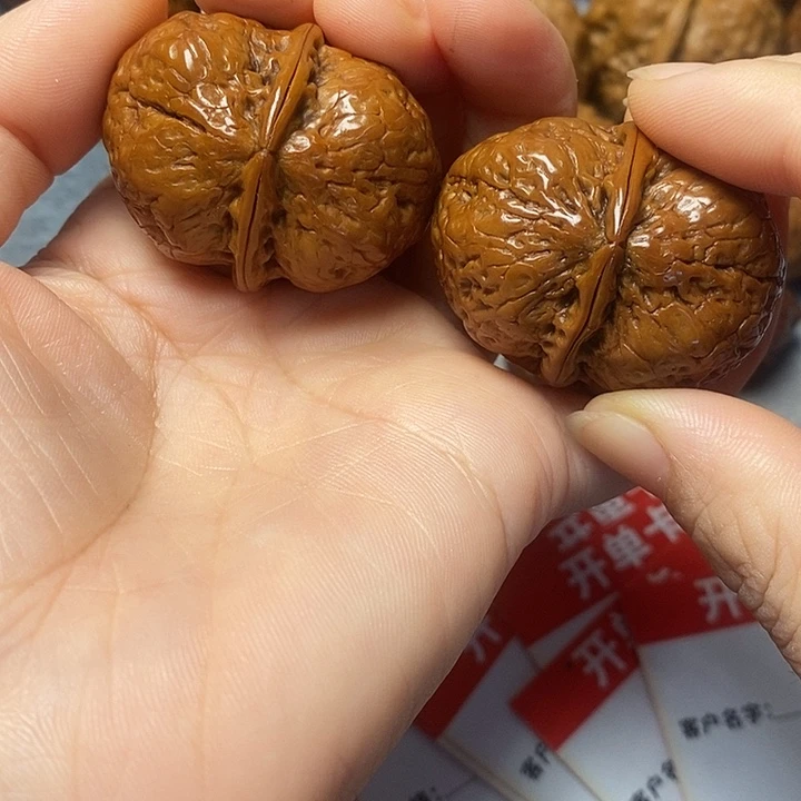 吊坠文玩核桃铁核桃