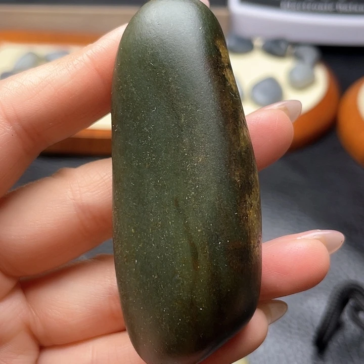 和田玉颈饰未镶嵌12