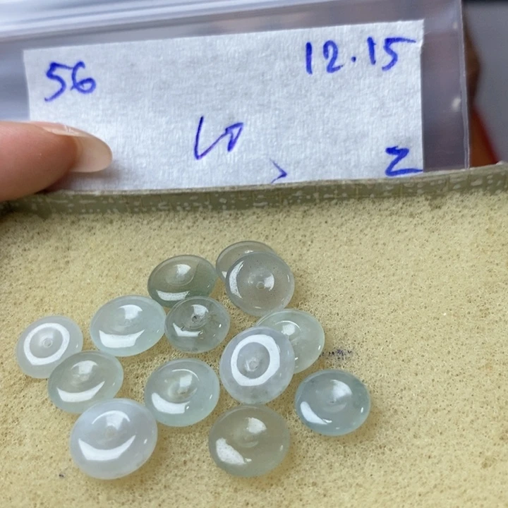 用***5定制翡翠未镶嵌不退