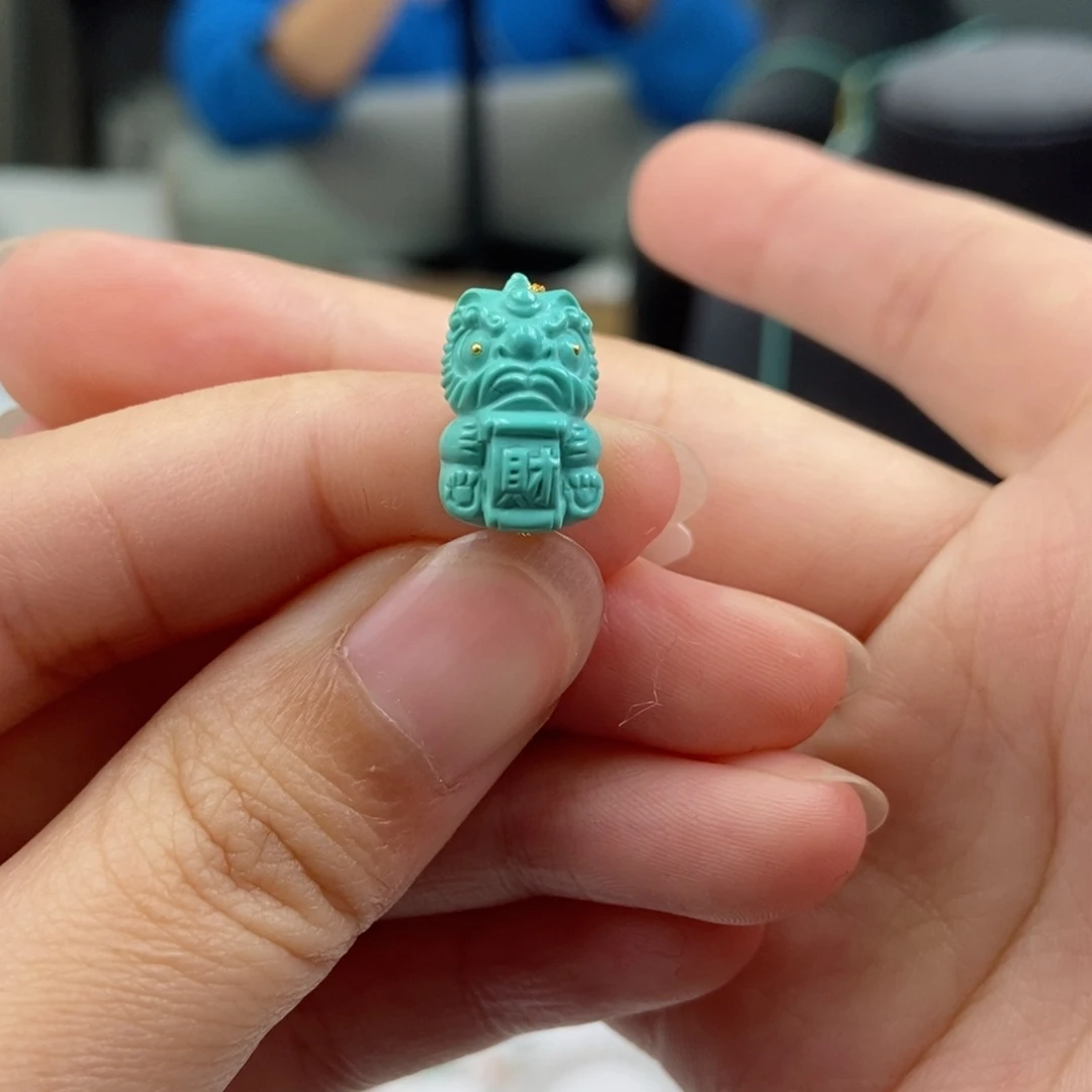 未镶嵌绿松石珠宝奇石