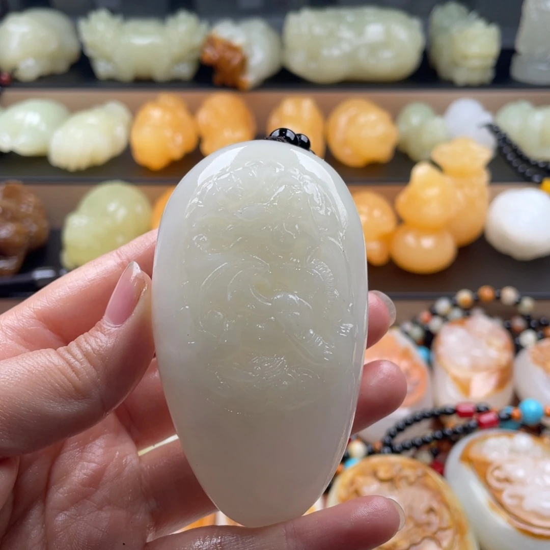 老***狼石材天然古青石手把件