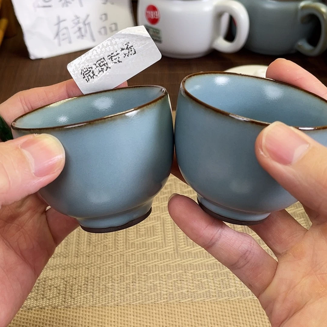 瓷片。。。。。。。。。。。。。