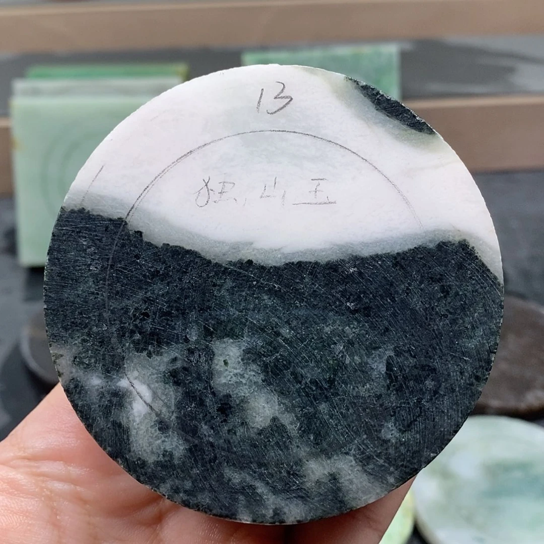 【闪购商品】未镶嵌独山玉手镯月***猫定制
