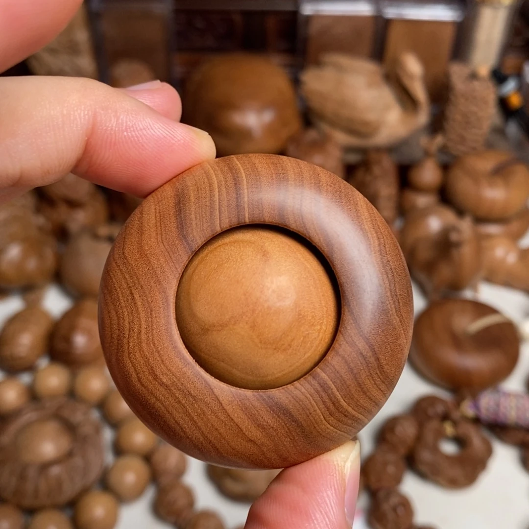 史***伟檀香木手串/手链时来运转