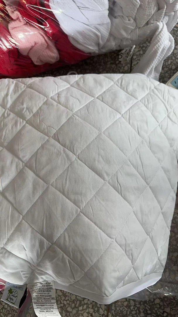 《兵哥外贸》3楼130×200白色表面全棉格子绗缝床笠 发一张 微瑕疵