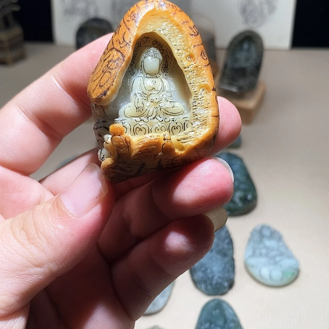 定制翡翠未镶嵌偃**翡翠