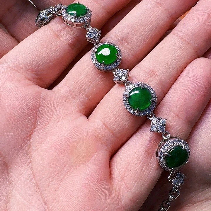 翡翠颈饰未镶嵌天然Ａ货翡翠放漏