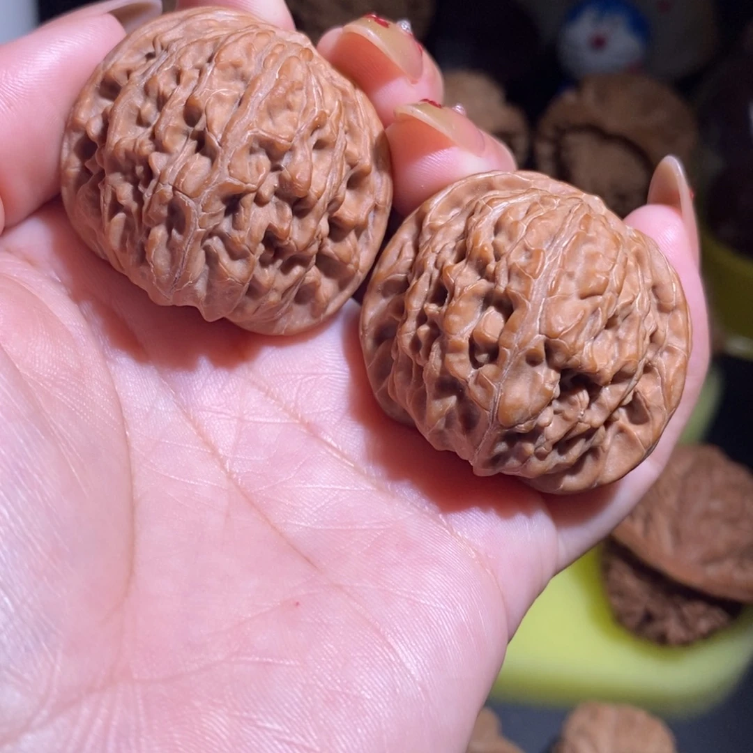 把件文玩核桃全品山地红皮磨38.5