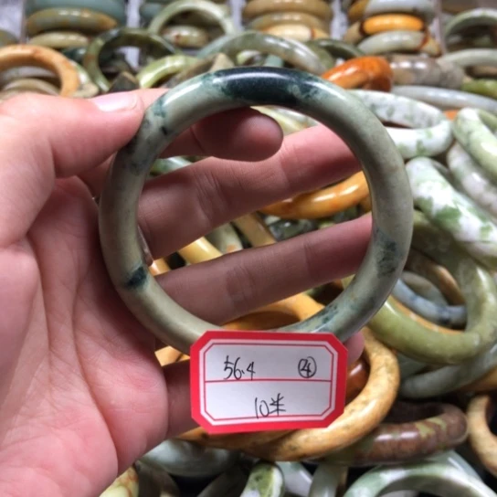 未镶嵌蛇纹石玉手镯