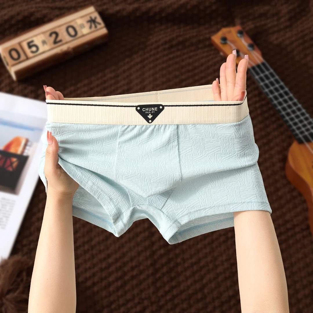 男士轻奢简约棉质内裤亲肤舒适时尚个性平角裤青年运动透气短裤衩