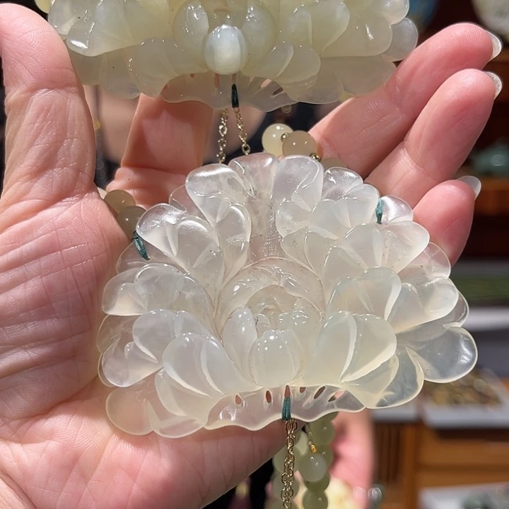 未镶嵌岫玉毛衣链