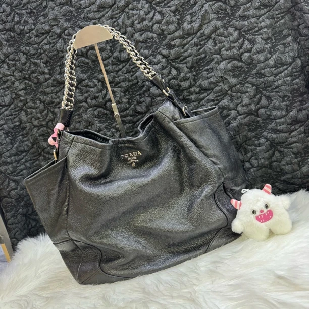 95新 Prada/普拉达 普拉达黑色hobo链条手提包