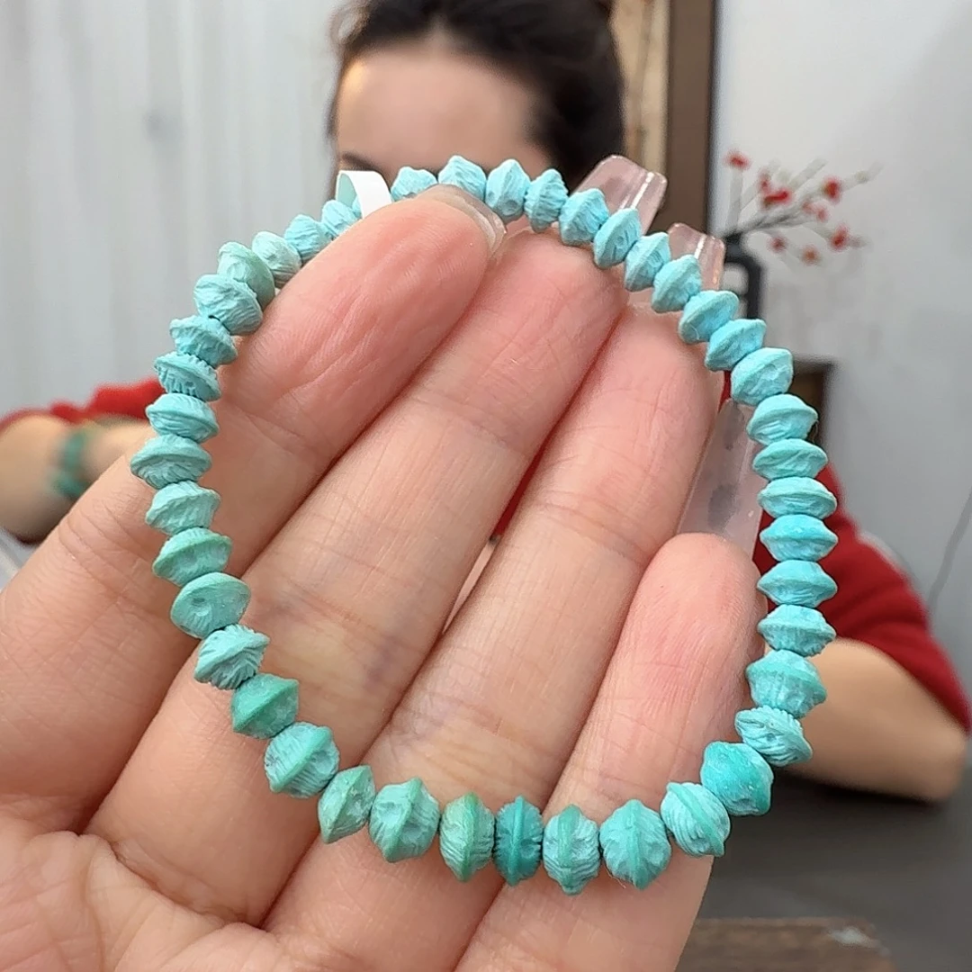 绿松石未镶嵌珠宝奇石