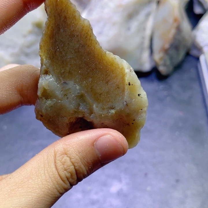 和田玉（糖玉）未镶嵌珠宝半成品