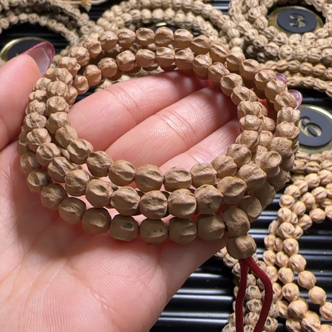 【闪购商品】柏香籽/百香籽吊坠o*e