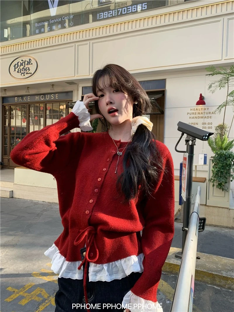 花边拼接红色毛衣系带收腰设计宽松针织开衫短毛衣女百搭设计感