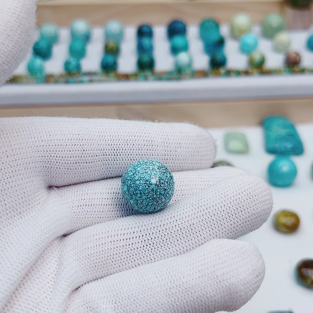 未镶嵌绿松石珠宝奇石