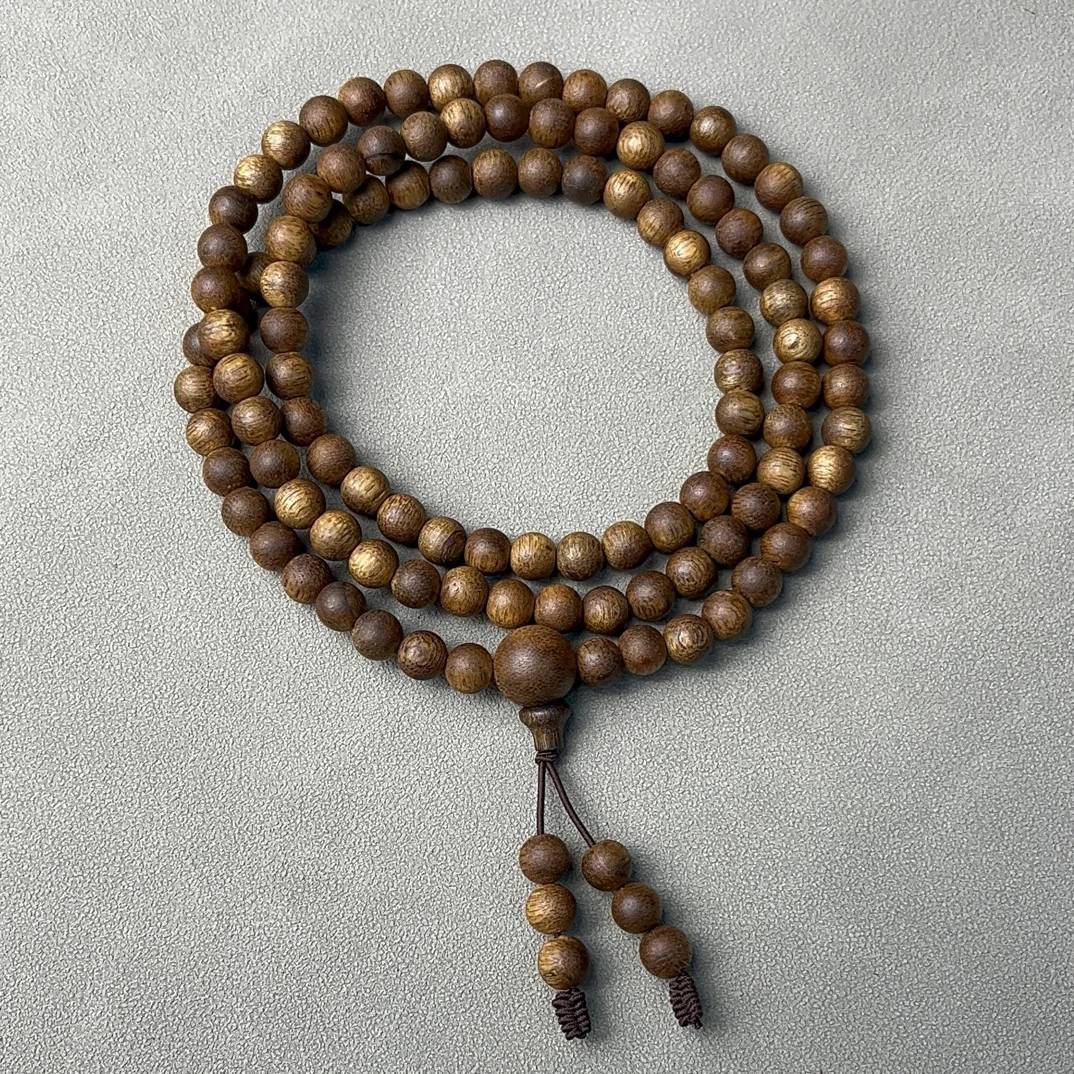 沉香海南尖峰岭莺歌绿奇楠0.6多圈沉水浮沉香手串多样性发其一