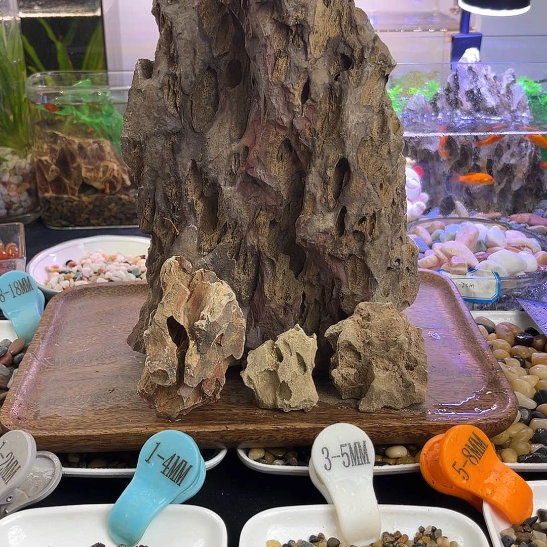 纯天然的松皮石4个