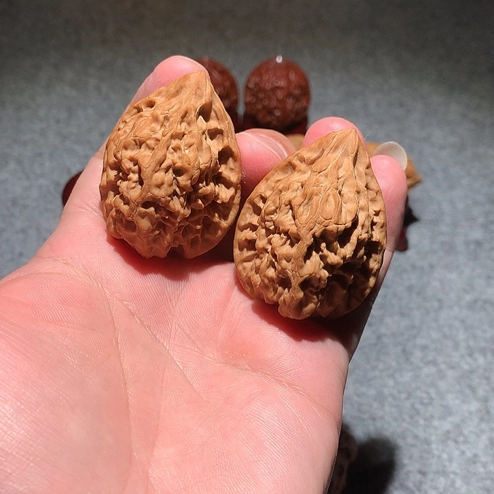 好***连把件文玩核桃十三鸡37