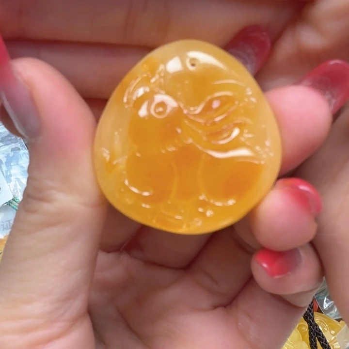 琥珀未镶嵌珠宝奇石