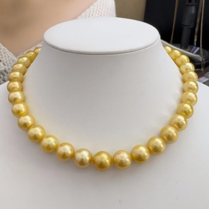 未镶嵌海水珍珠颈饰