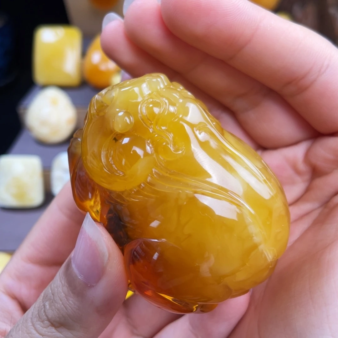 【闪购商品】未镶嵌琥珀珠宝奇石