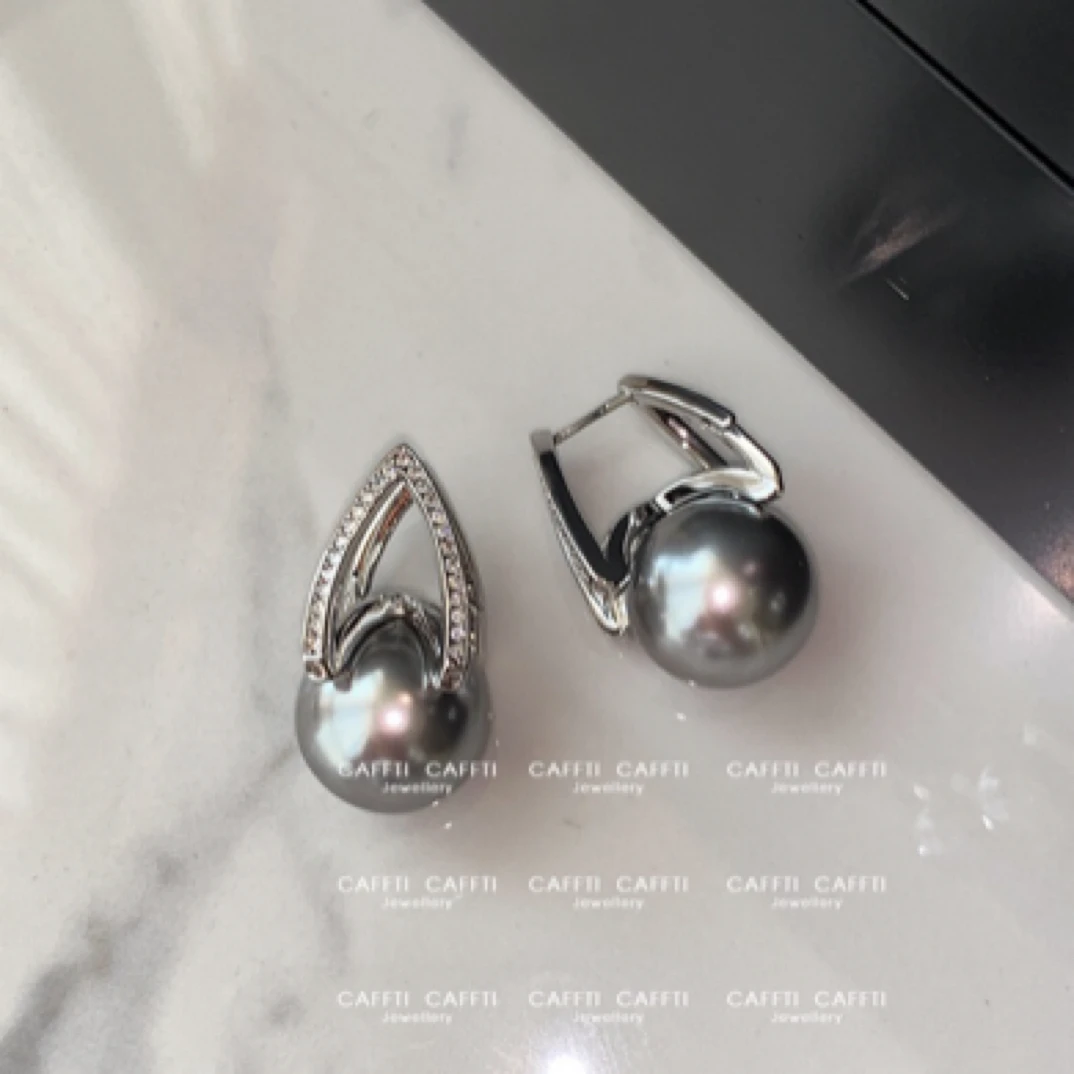 铜合金仿珍珠耳饰 轻奢高级感珠珠耳扣经典法式优雅-E0054