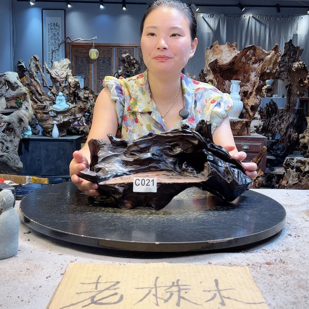 摆件感**报021哥哥哥哥哥哥哥哥