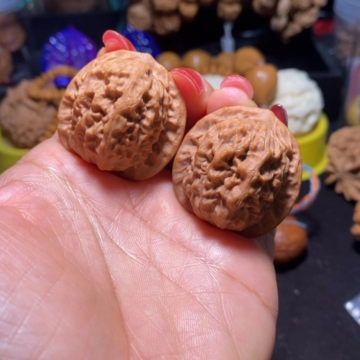 桃核把件瓷娃娃全品34尺