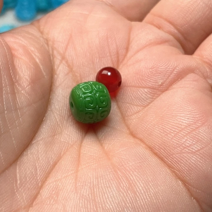 南红玛瑙未镶嵌颈饰