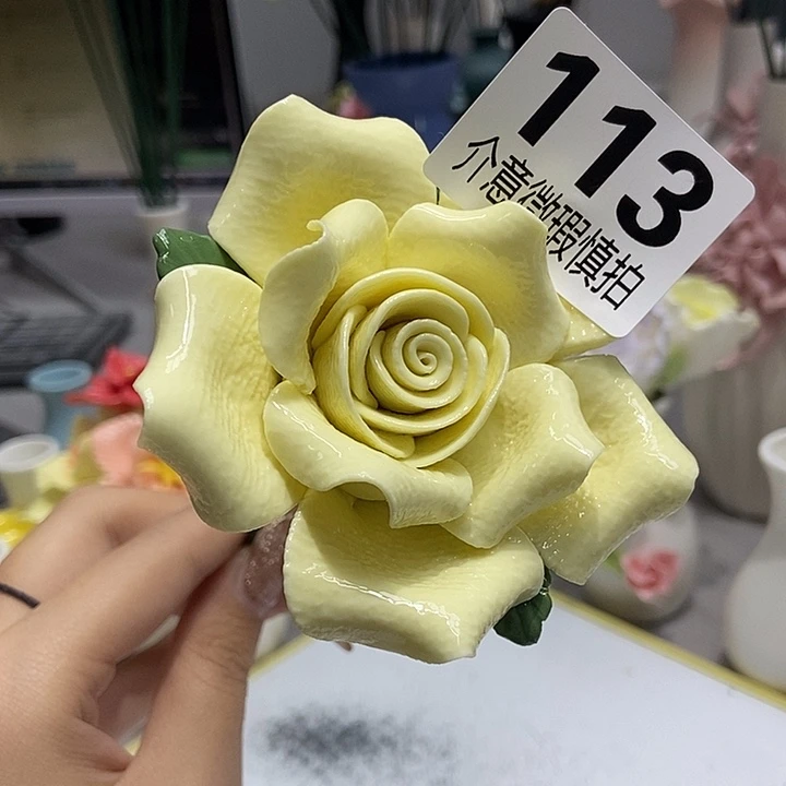 陶瓷纯手工捏花设计