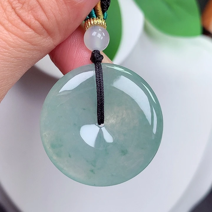 颈饰未镶嵌翡翠平安扣 30.1x5.3mm