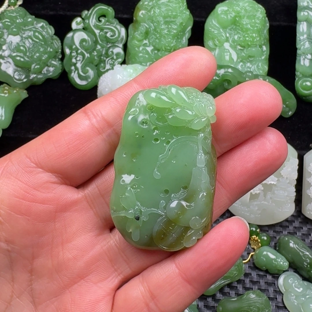 和田玉未镶嵌吊坠(不含链)