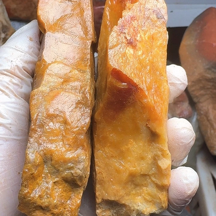 寿山石小****蜜寿山石的颜色